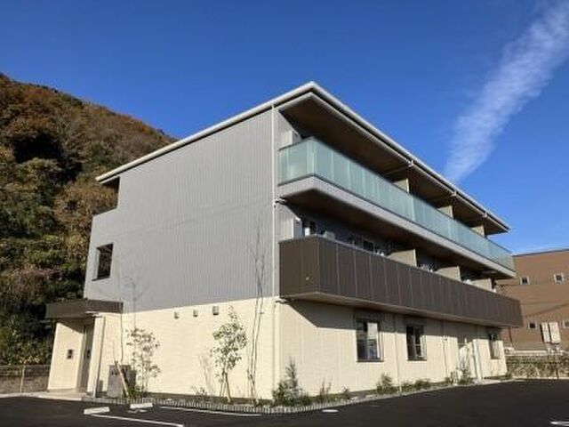 アヴィオールの外観