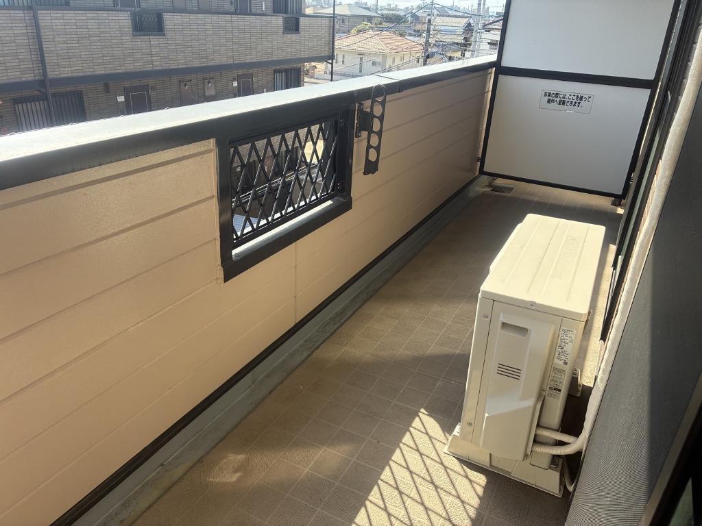 拡大写真:プレジール・マ・メゾン 2階202のベランダ(イメージ)