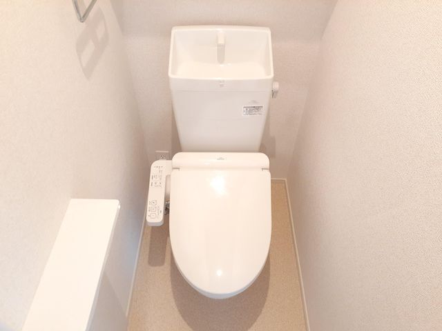 拡大写真:セントポーリアA 1階103のトイレ