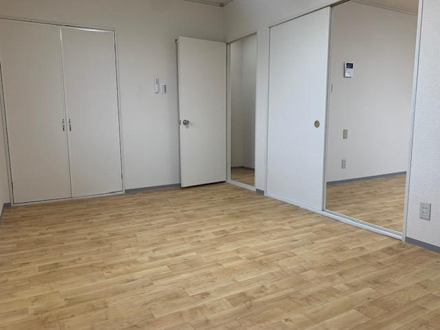 拡大写真:グランドール愛 2階205の室内
