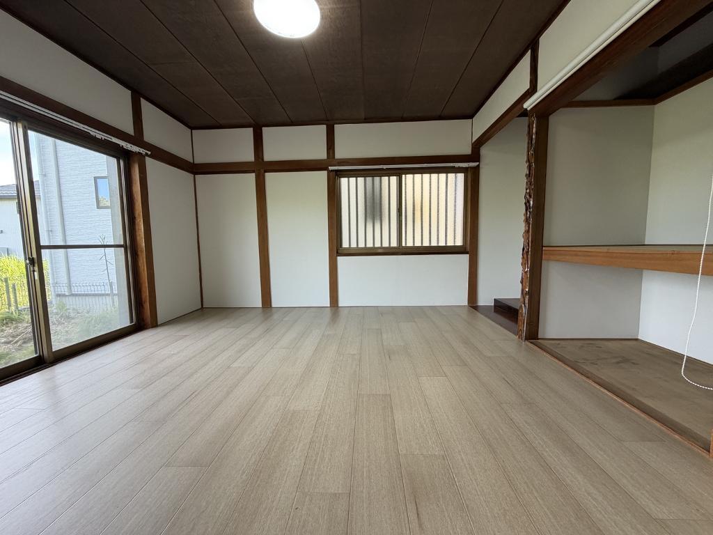 拡大写真:一宮市浅井町小日比野古川筋68-5戸建 1階1の室内