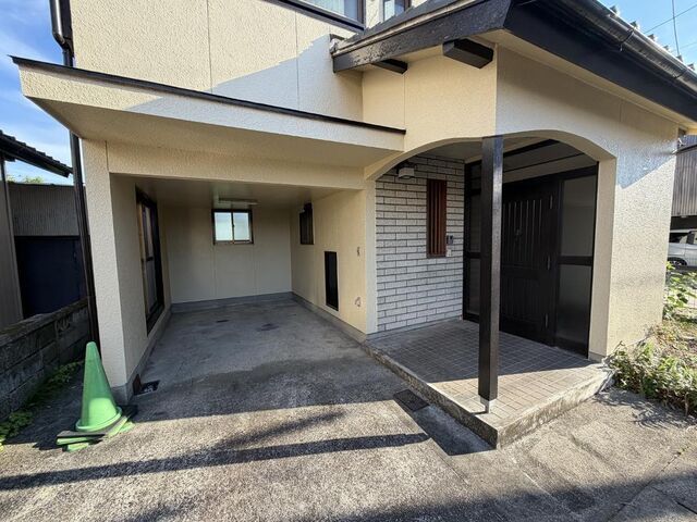 拡大写真:一宮市浅井町小日比野古川筋68-5戸建 1階1の外観写真(昼)