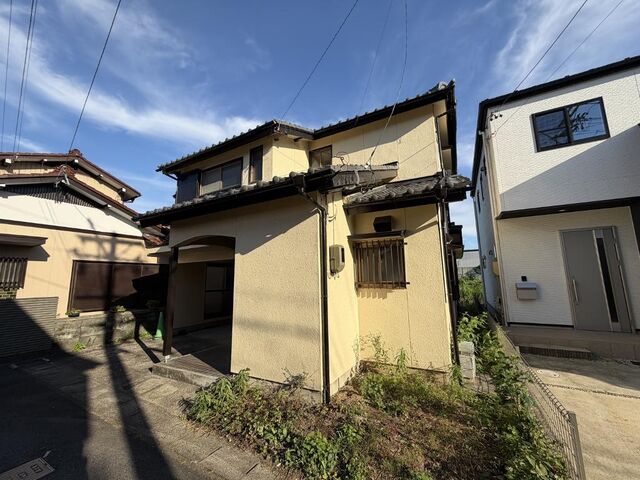 拡大写真:一宮市浅井町小日比野古川筋68-5戸建 1階1の外観写真(昼)