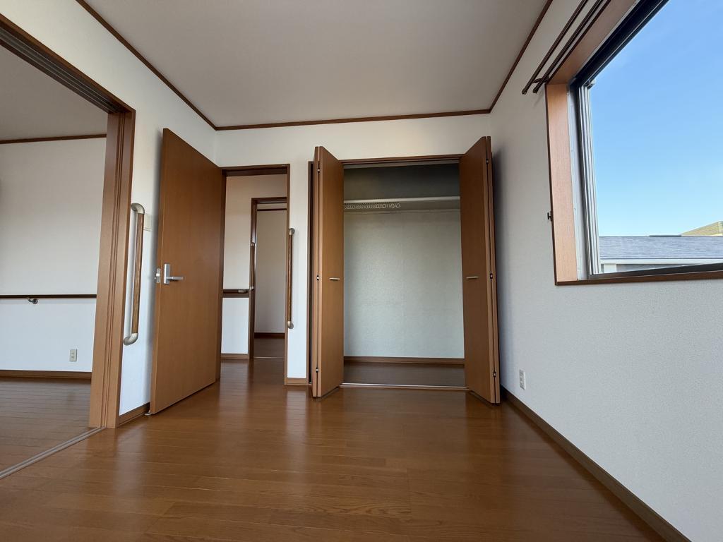 拡大写真:岩田貸家 1階1の収納