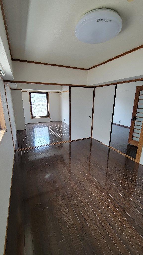 拡大写真:ダイヤモンドハイツ 402の室内