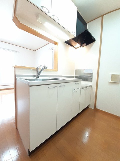拡大写真:板野郡松茂町中喜来字中須 2階205のキッチン