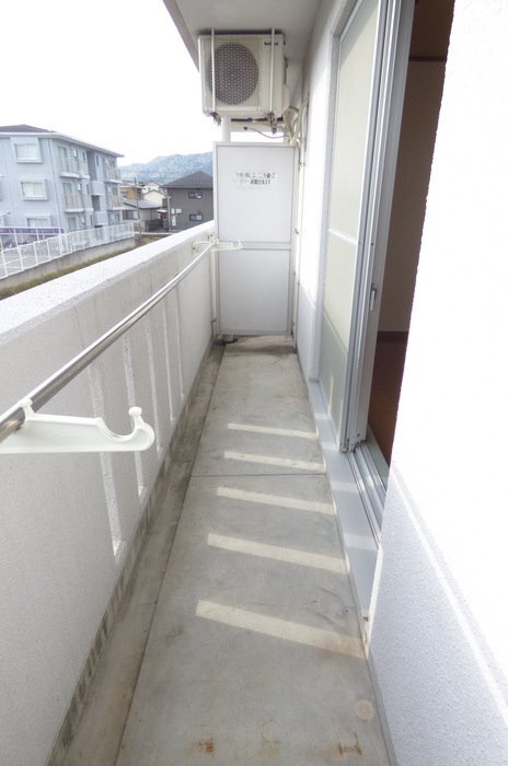 拡大写真:徳島市沖浜町栄開 2階202のベランダ