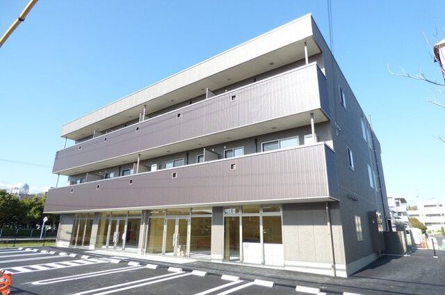 徳島市沖浜東2丁目の外観