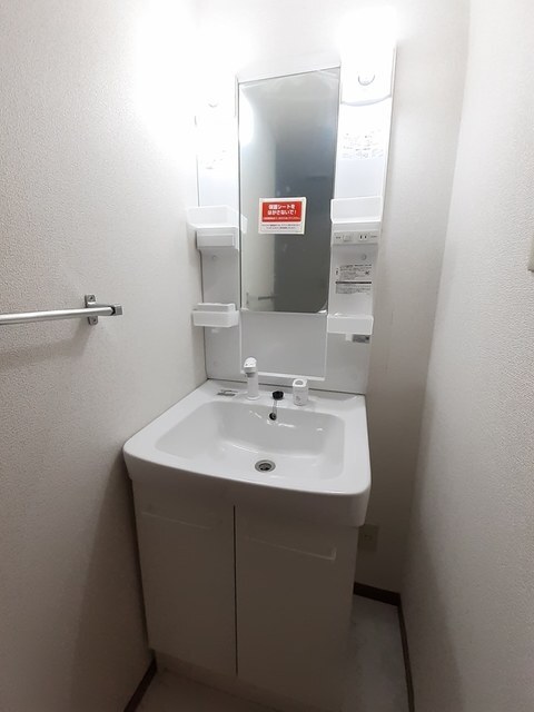 拡大写真:徳島市八万町内浜 1階102の洗面