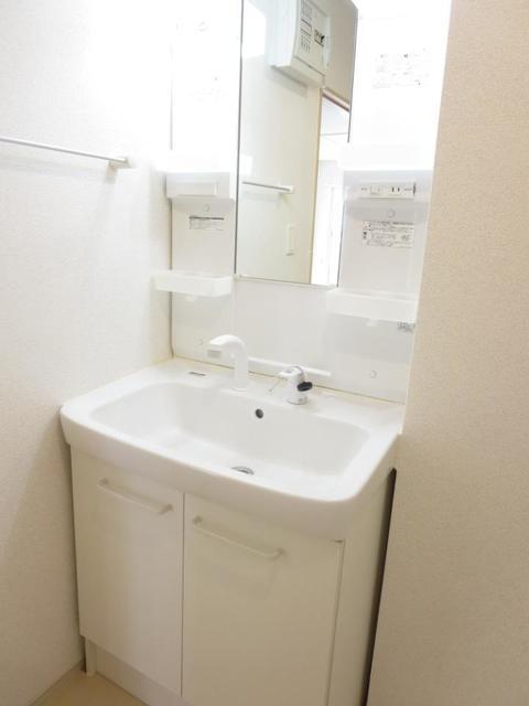 拡大写真:徳島市名東町2丁目 2階201の洗面