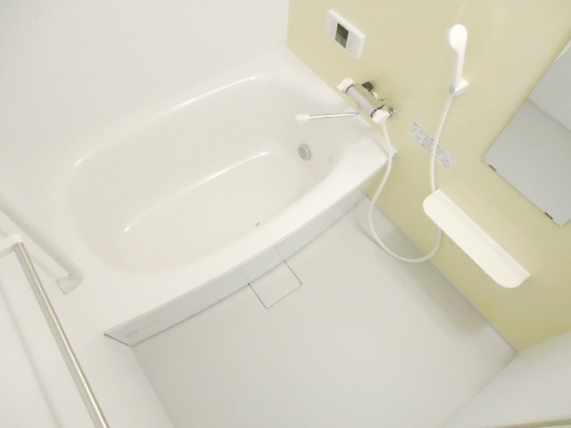 拡大写真:板野郡松茂町満穂字満穂開拓 1階103のバス