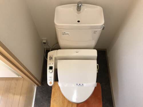 拡大写真:徳島市安宅1丁目 2階201のトイレ