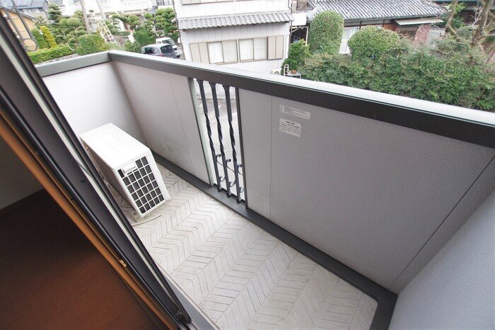 拡大写真:徳島市八万町夷山 2階202のベランダ