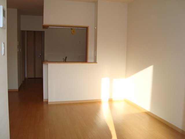 拡大写真:カームオータム南古谷 2階202のリビング(メージ)