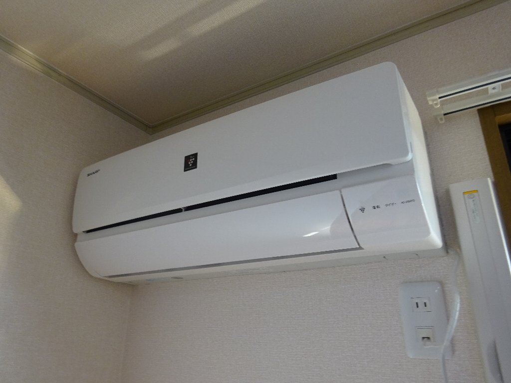 拡大写真：ハイブリッジ　Ａ棟 2階202のエアコン