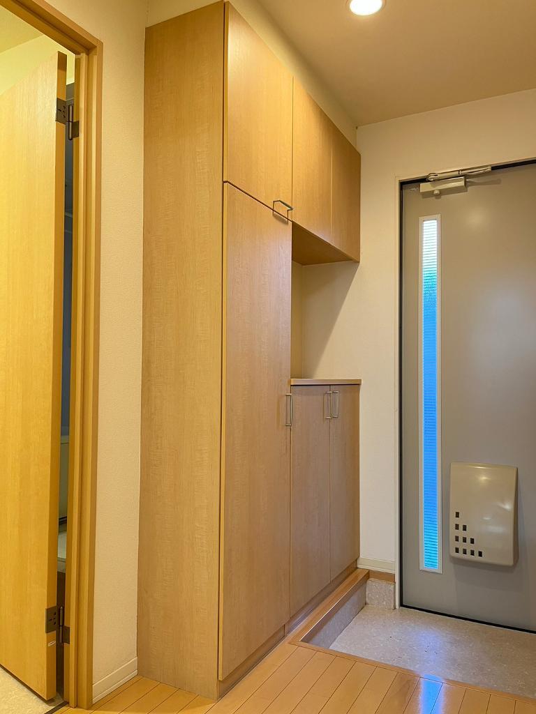 拡大写真:ベルクかなみ 1階103の玄関