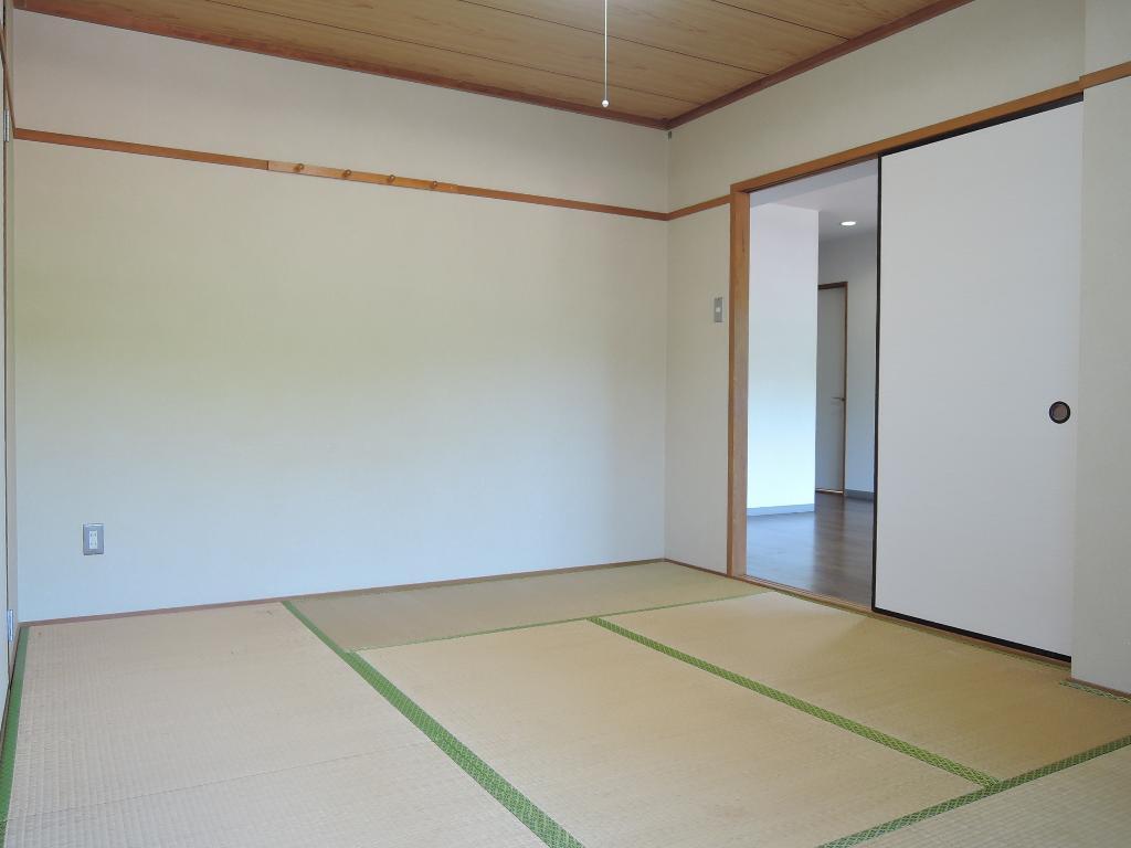 拡大写真：コアハイツ井上 7階701の室内