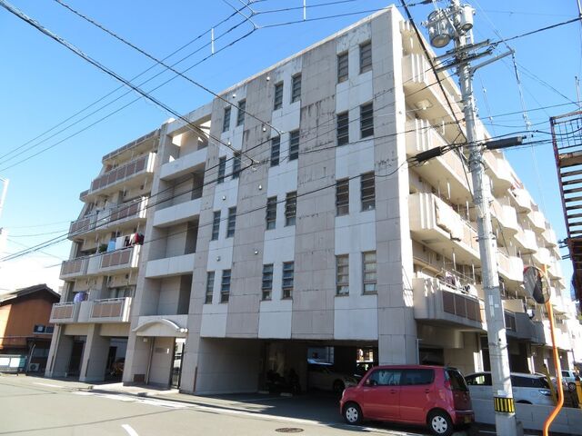 拡大写真：サンシャインハイツ 3階308の外観写真（昼）