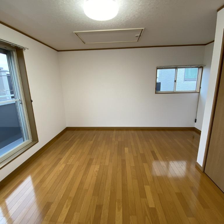 拡大写真：大成町貸家 0の3階洋室