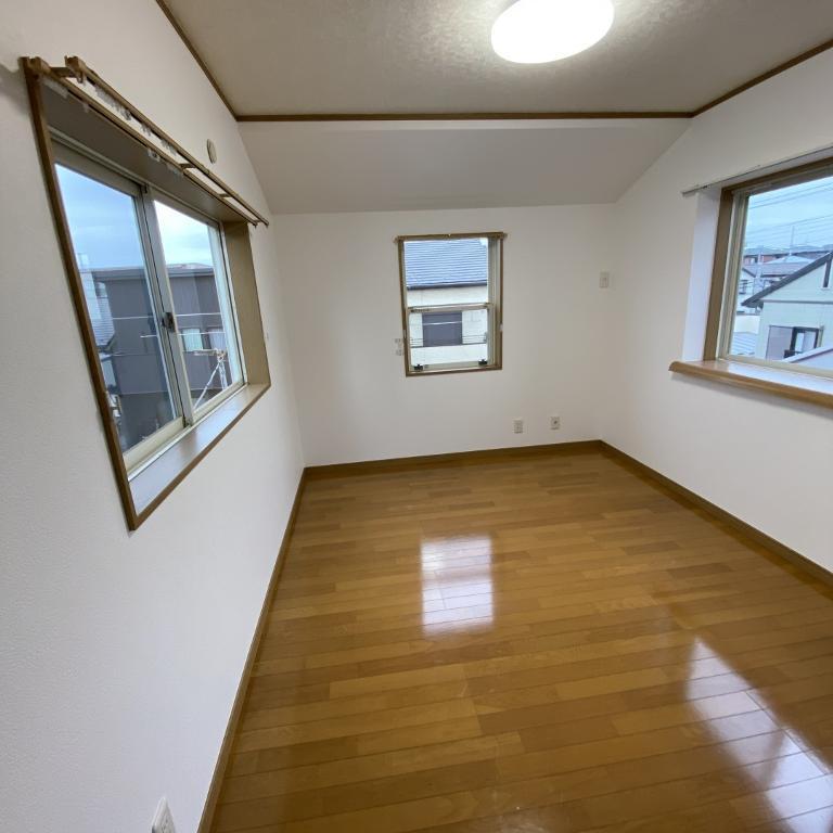 拡大写真：大成町貸家 0の3階洋室
