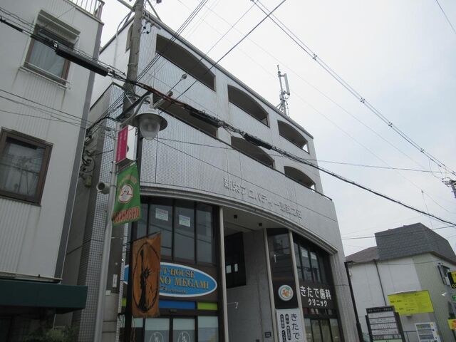 拡大写真：新栄プロパティー恵我之荘 1階103の外観写真（昼）