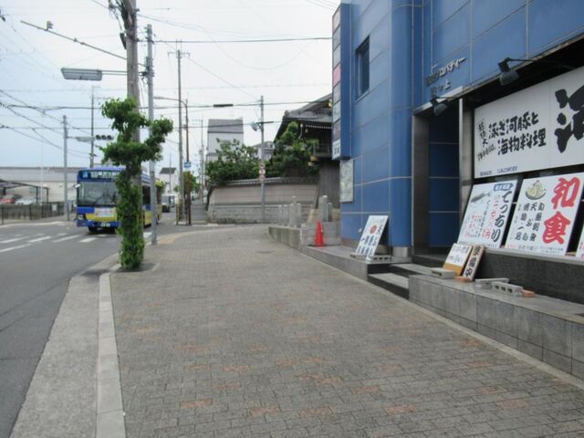 拡大写真：新栄プロパティー野々上 4階401の外観写真（昼）