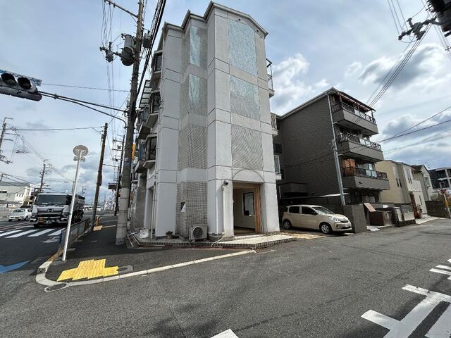 クライムハウスの外観