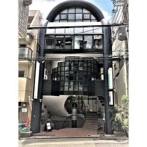 夙川バートンビルの外観