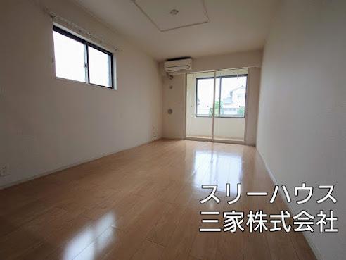拡大写真:豊前市大字大村 1階101のリビング