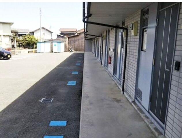 拡大写真:柳川市新外町 2階205の外観写真(昼)
