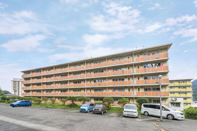 拡大写真:佐世保市松原町 4階1-403の外観写真(昼)
