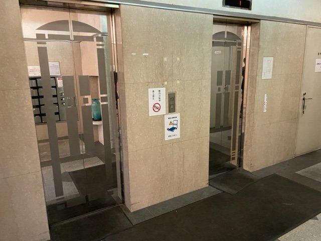 拡大写真:堺筋ビル 4階の共有部分