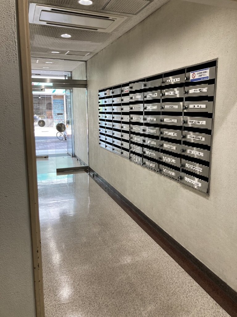 拡大写真:新町ビル 3階308の共有部分