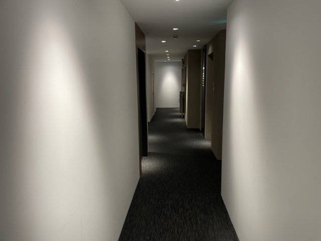 拡大写真:フクエイビル 6階607の廊下