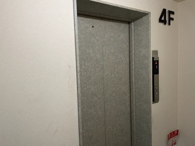 拡大写真:ルート船場ビル 5階504の共有部分