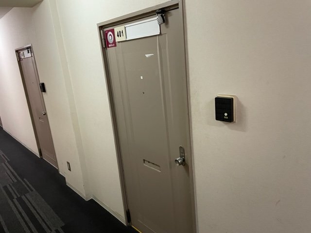 拡大写真:ルート船場ビル 5階504の玄関