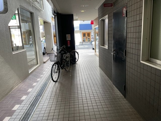 拡大写真:心斎橋MSビル 7階702の共有部分