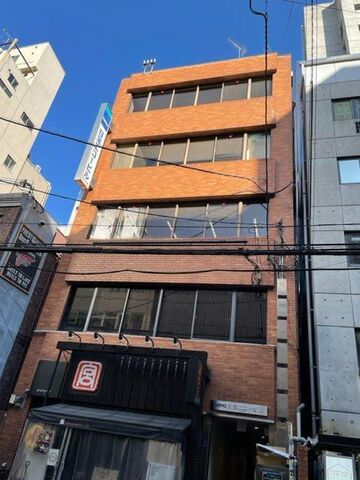日宝エコービルの外観