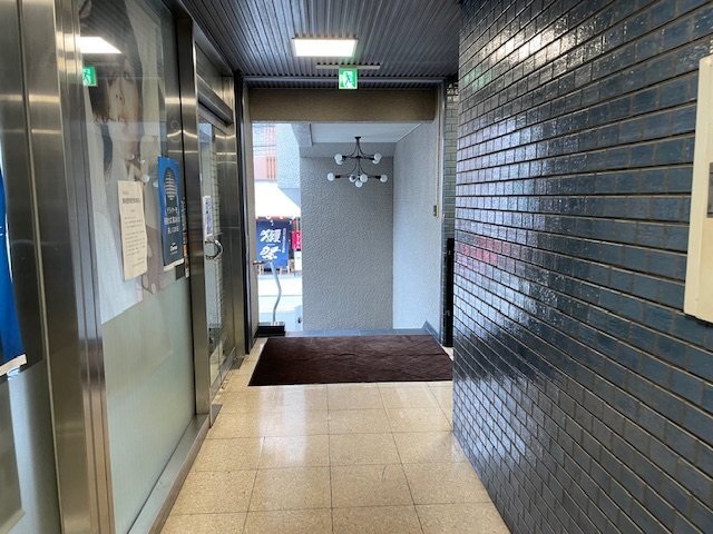 拡大写真:鶴の巣ビル 4階402の共有部分