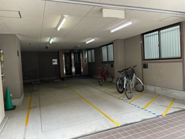 拡大写真:B-スクエアⅡ 3階301の外観写真(昼)