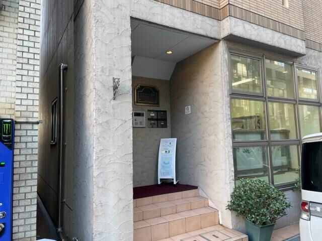 拡大写真:セナ・ドーラ瓦町 401の外観写真(昼)