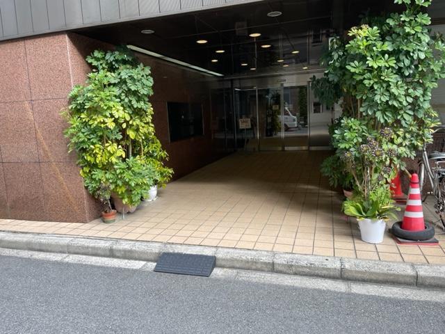 拡大写真:西天満第11松屋ビル 3階301の玄関