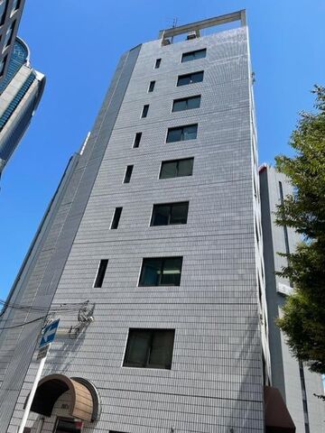 セブンビルの外観