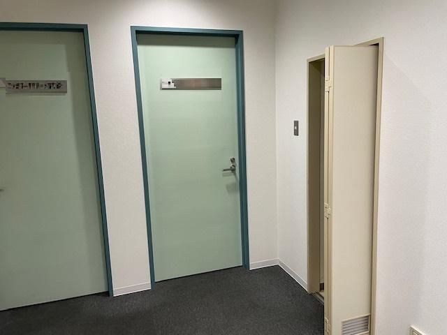 拡大写真:長堀橋第25松屋ビル 5階501の玄関