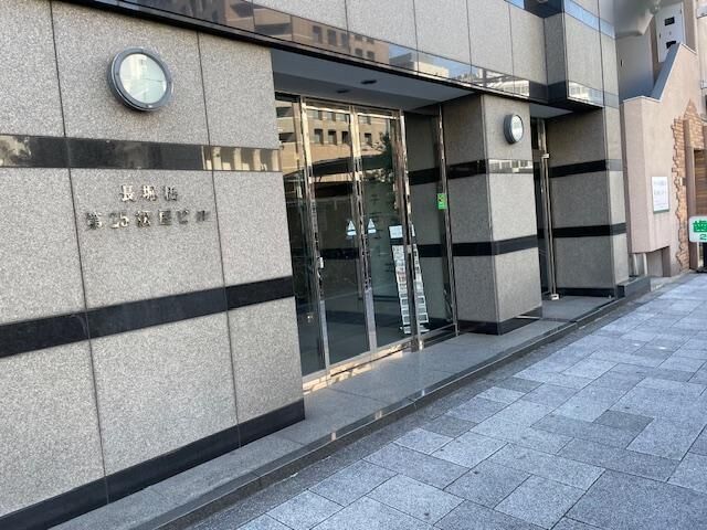 拡大写真:長堀橋第25松屋ビル 5階303の外観写真(昼)