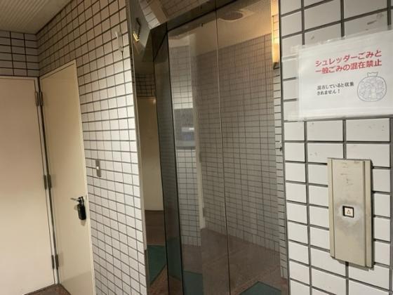 拡大写真:エスエルビル 4階402の共有部分