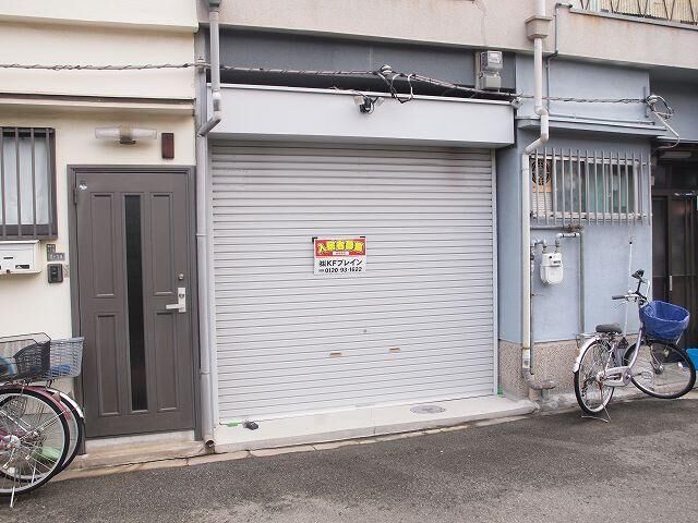 拡大写真：大阪市住吉区清水丘２丁目 1Fの外観写真（昼）