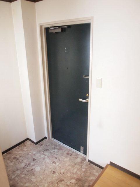 拡大写真：大阪市住吉区山之内３丁目 202の玄関