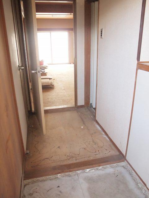 拡大写真：大阪市住吉区帝塚山西２丁目 A2の玄関
