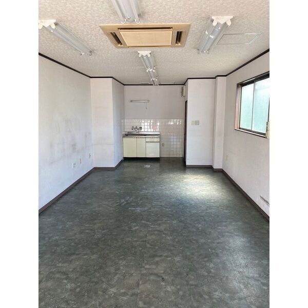 拡大写真:東大阪市昭和町 1階1の室内